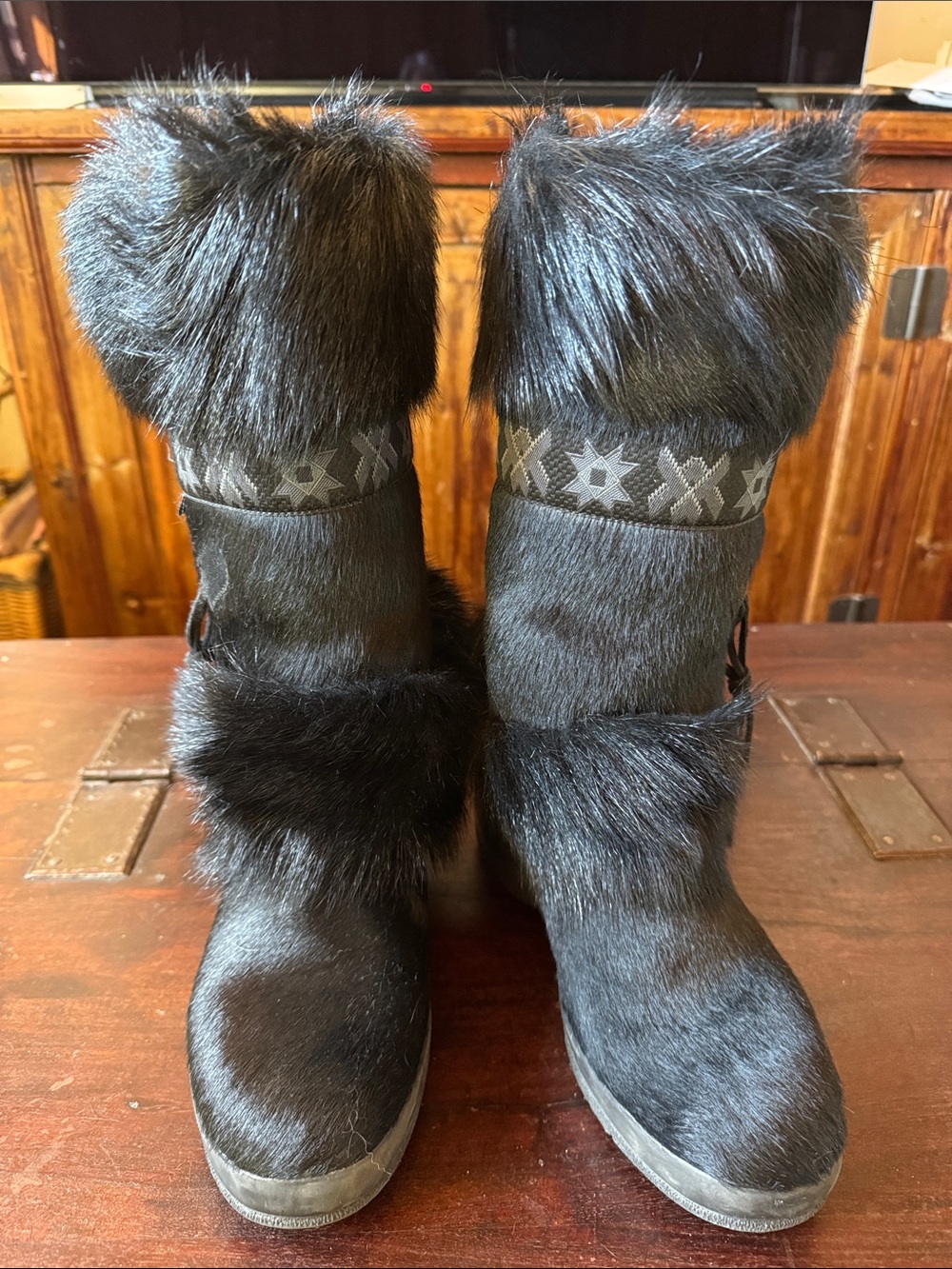 Tecnica Black Faux Fur Winter Boots with Patterned Cuff